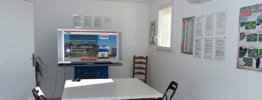 Centre d’apprentissage à la conduite - Auto-École - CER LUBERON, Ecole de Conduite à Peyrolles (13860) Bouches-du-Rhône - PACA.